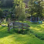 Indywidualne Gosciniec Pod Czeremcha Malgorzata Szczepanek Bed & Breakfast