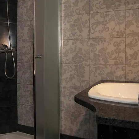 Nocleg ze śniadaniem Indywidualne Pod Czeremchą Małgorzata Szczepanek 3*