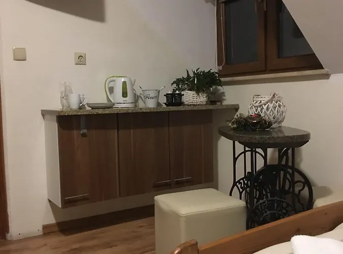 Indywidualne Gosciniec Pod Czeremcha Malgorzata Szczepanek Bed & Breakfast Stronie Śląskie
